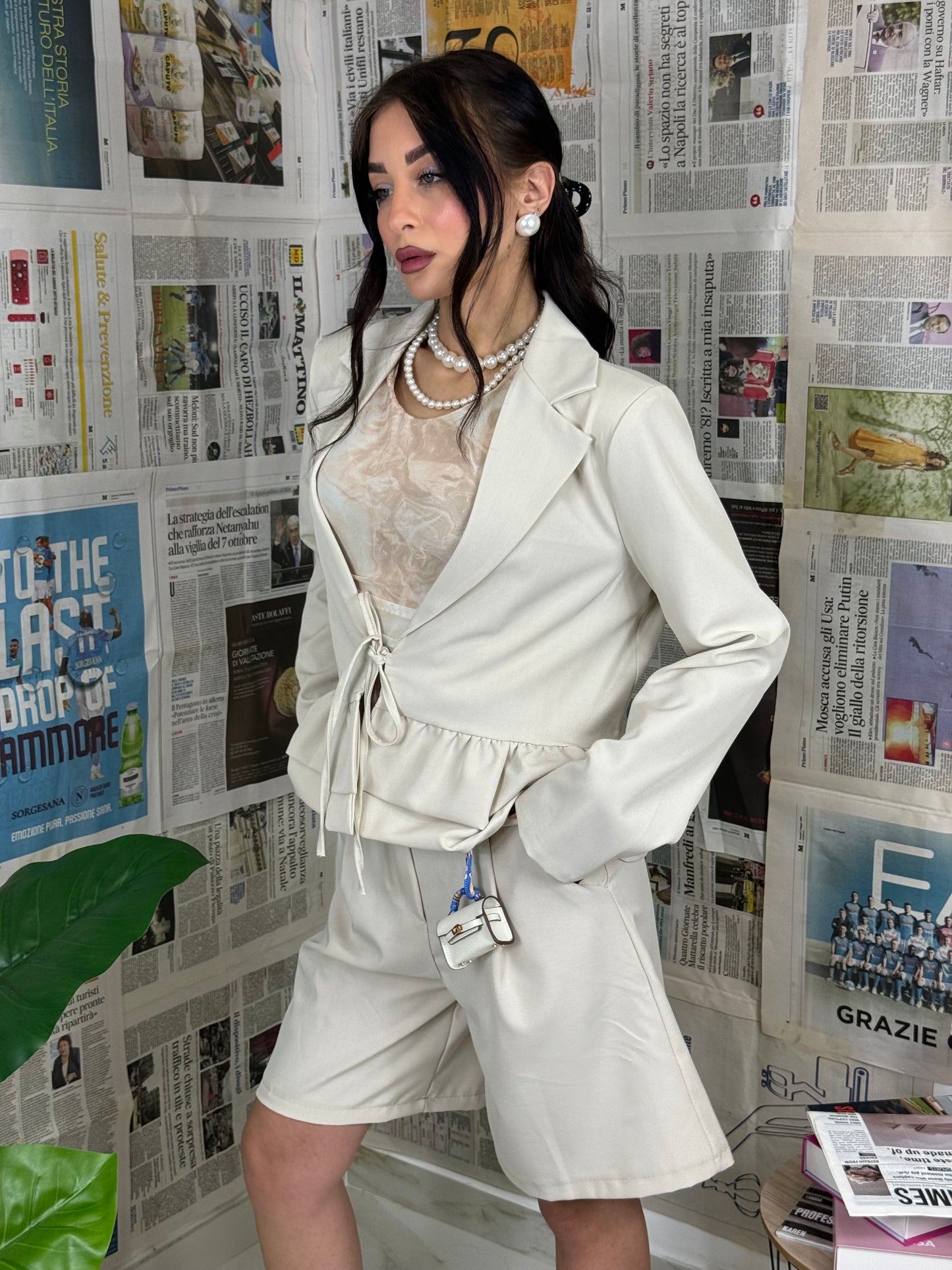 Blazer volant crop